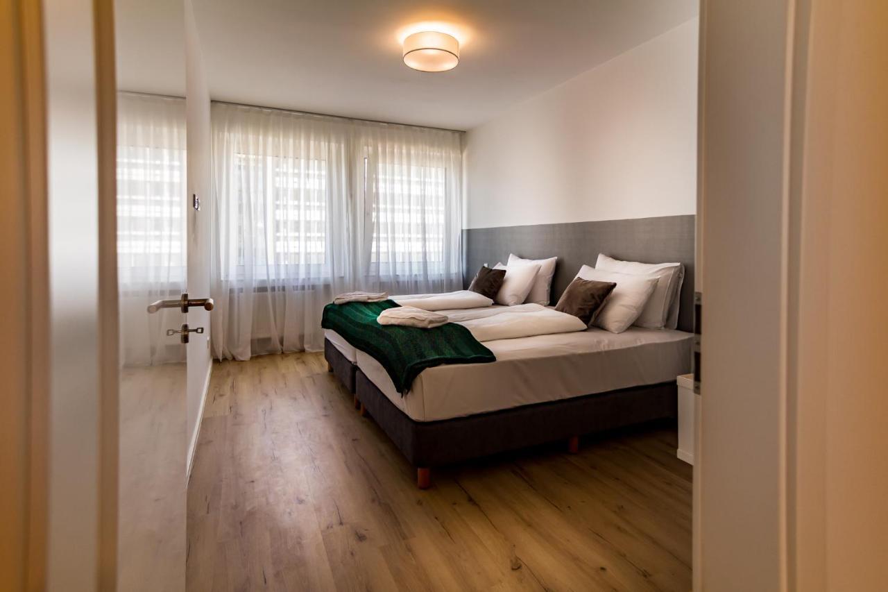 Sleep Inn Wehrhahn Suites Dusseldorf Exterior photo